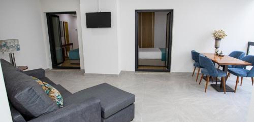 Hotel Fafense Room Type - Family Room, Terrace
