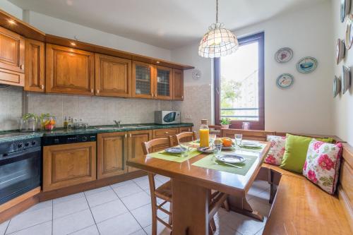 Rent like home - Aleja Jana Pawła II 61