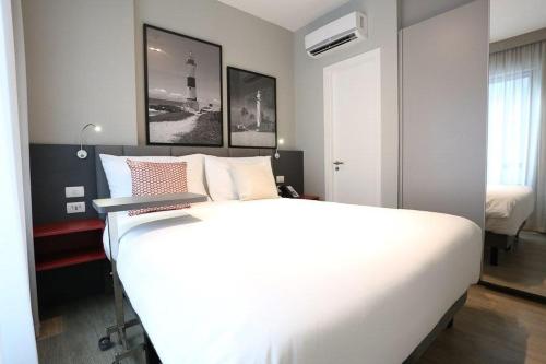 Astron Suites Mondial Salvador by Nobile - Photo 5