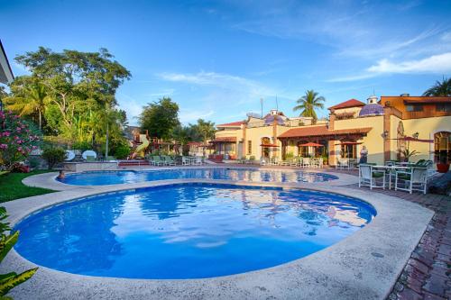 Hotel Garza Canela