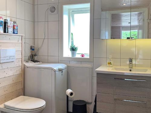 Holiday home TØRRVIKBYGD - image 14