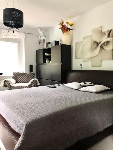 WYPOSAZONY apartament przy strumyku w Gorach Sowich, Smart TV, Odpocznij w naturze! - Nowa Ruda