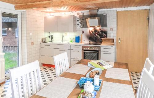 Kitchen, Stunning home in Langenhorn with 2 Bedrooms and WiFi in Langenhorn (Schleswig-Holstein)