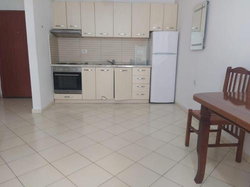New Boulevard Apartment - image 2