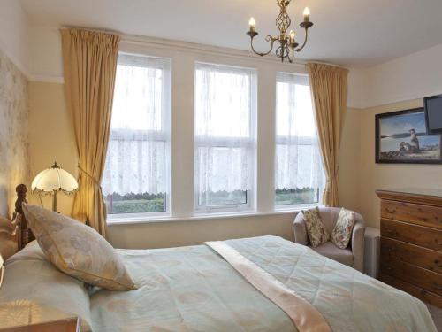 Amberlea Guest House - image 13