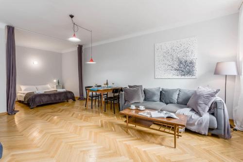Rent like home - Piwna 45/47