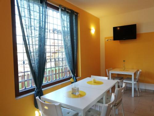 The Yellow House - image 12