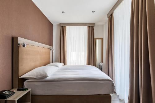 ホテル ストラスブール