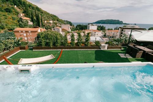 Roof Top Villa Budva - image 4