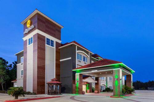 La Quinta Inn & Suites by Wyndham Lumberton