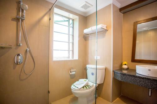 room detail thumbnail 2