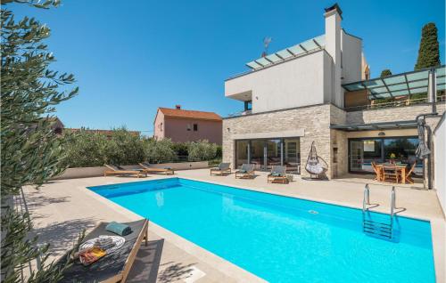 Stunning Home In Valtura With Outdoor Swimming Pool - Valtura