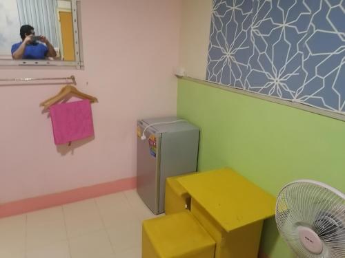 กอล์ฟ​&กิ๊ฟ​โฮม in Samo Khae