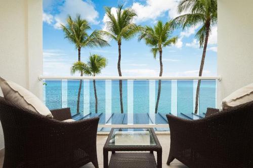 Waves Resort & Spa, Barbados, An Autograph Collection All-Inclusive Resort, Saint James (foto 4)
