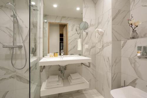 Centennial Nexus Hotel Tallinn, Tallin (foto 5)
