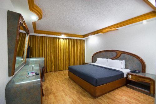 room detail thumbnail 0