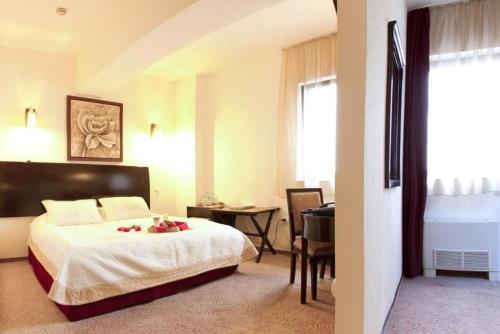 Avis Hotel By WS Group, Bukarest (Foto 7)