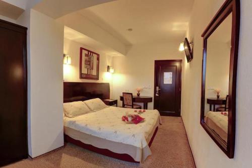 Avis Hotel By WS Group, Bukarest (Foto 9)