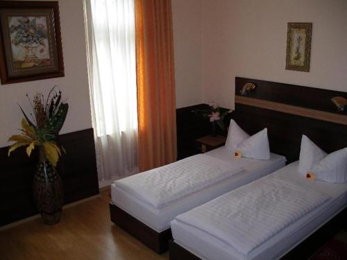 Hotel Elbe Street 34, Frankfurt/Main (photo 3)