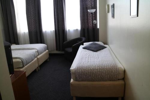 Arctic Comfort Hotel - image 6