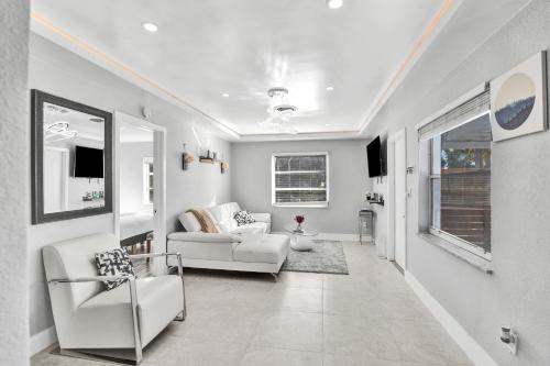 Secluded 2 Homes W/ Captivating Swim Spa & Pergola