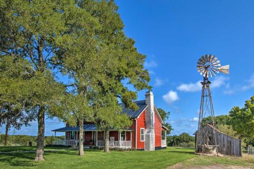 Chic Farmhouse - Wine Tasting and Church Tour!