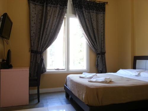 Central Private Hotel - image 8