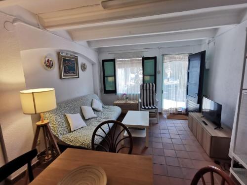  Cozy apartment 30 steps from the ocean in Palafrugell