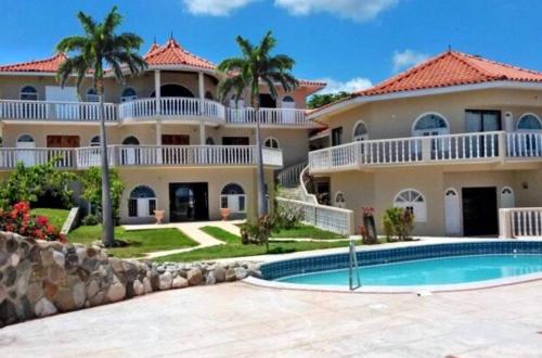 Rockcliff Villa