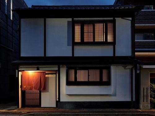 Tsumugi Nishinotoinhanayacho 京都站 东寺 其他住宿 Live Japan 日本的旅行 观光 文化体验导览