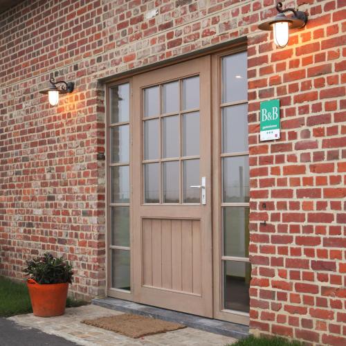 B&B Back2Front - main image
