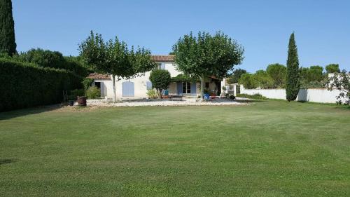 Chambre au calme - Accommodation - Saint-Martin-de-Crau