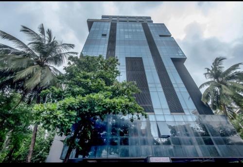 Adlon International Hotel