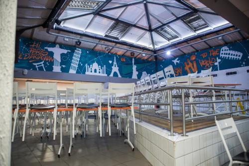 Restaurant, Auberge de Jeunesse HI Paris Le d'Artagnan in 20th - Menilmontant