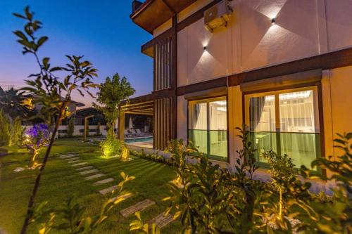 Villa Bella- 4 Bedroom Holiday Villa in Oludeniz - image 11