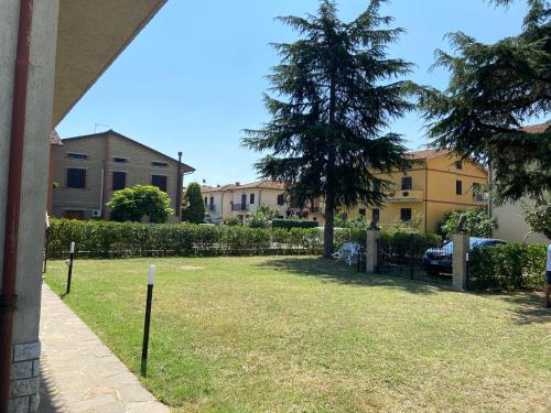 Сад, La Casa sul Trasimeno in Кастільйоне дель Лаго