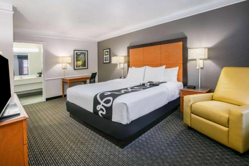 La Quinta Inn & Suites by Wyndham Dallas Uptown