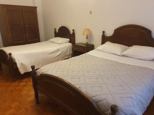 Hotel Novo Dia in เมดา