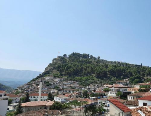 Guesthouse "PELIVANI" – Berat, IA
