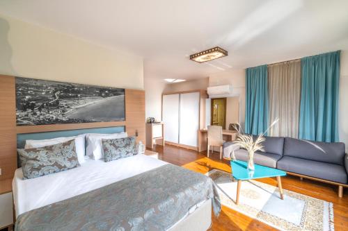 Avena Mountain Hotel - Adults Only - 정원