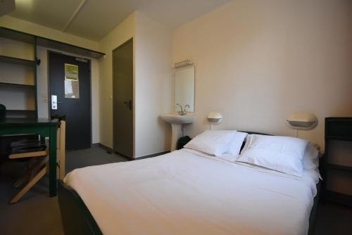Auberge de Jeunesse HI Paris Le d'Artagnan - image 13