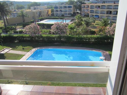  Mora Paradise Complex In Front Of Tarragona Beach in La Mora