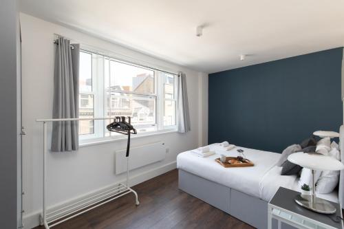 homely - Central London Liverpool Street Apartments - image 2