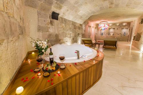 Imperial Cave Suites & Spa - image 12