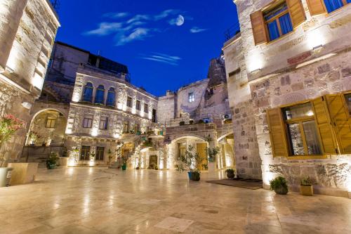 Imperial Cave Hotel