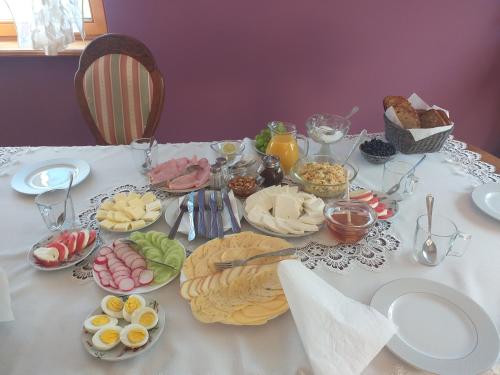 Ēdiens un dzērieni, Zielona zagroda in Przyborów
