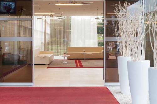 Mercure Paris Le Bourget Aeroport - image 14