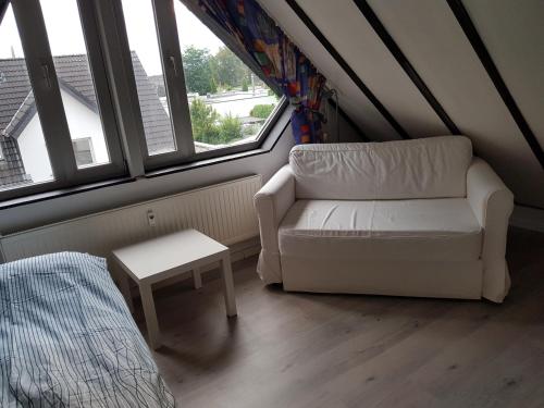 Messezimmer am Thewissenweg, Düsseldorf (foto 3)