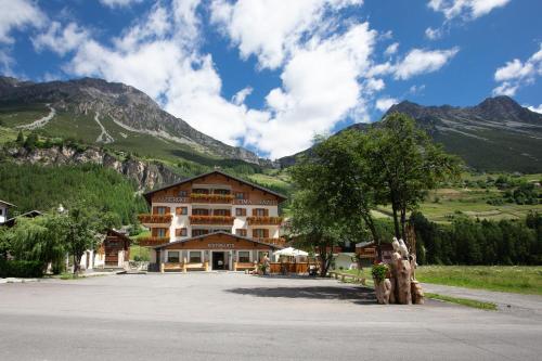 Hotel Cima Piazzi