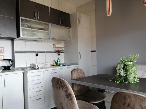 Apartments MILOS - image 10